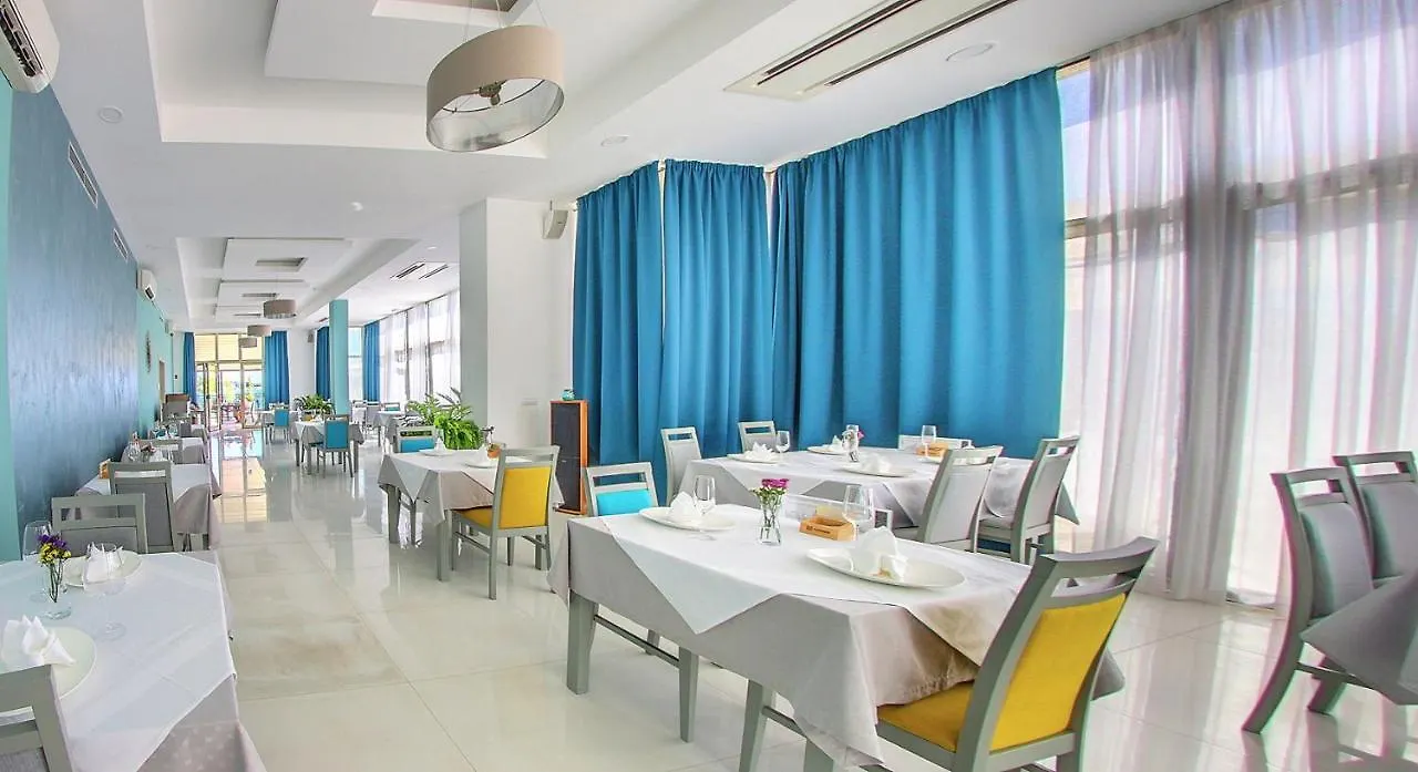 Hotel Modo Pula 4*,